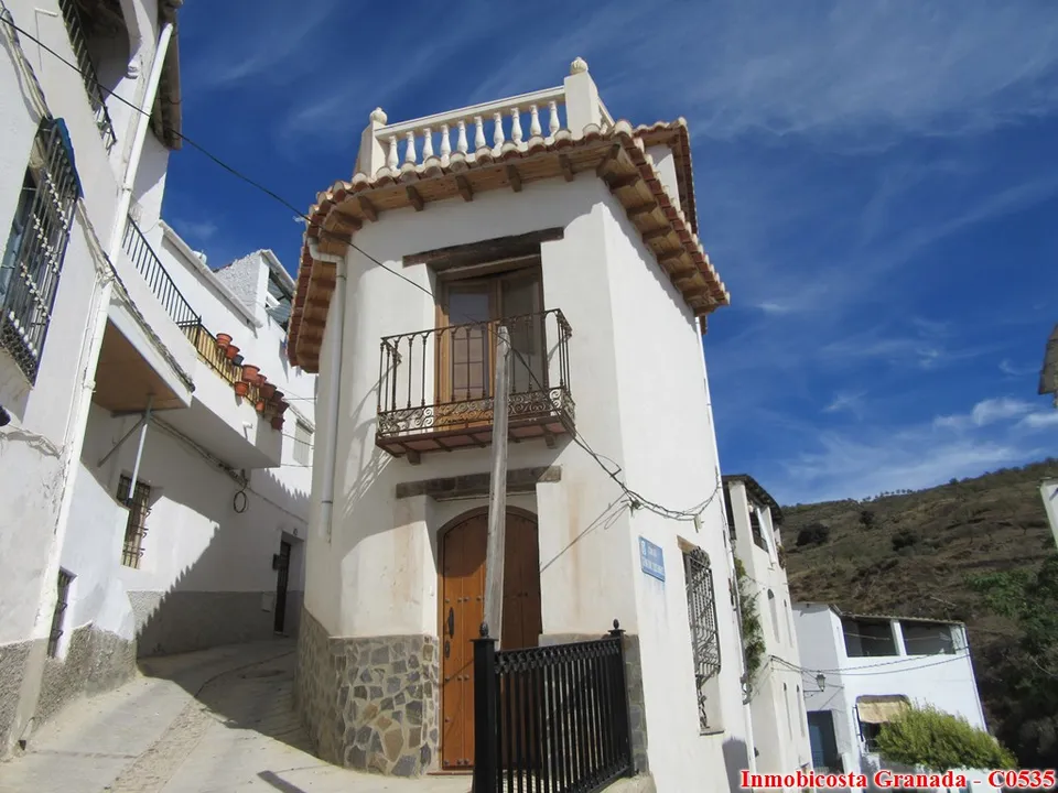 Landsbyhus i Albondon, Granada - bilde 1